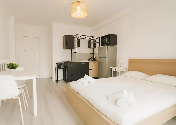 Stella Monte 2 Ac Wifi 2 Pers ニース